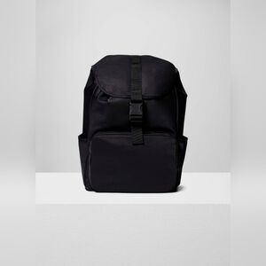 ARITZIA/Tna, BOLT BACKPACK, Nylon/Twill. Black, ONE SIZE.